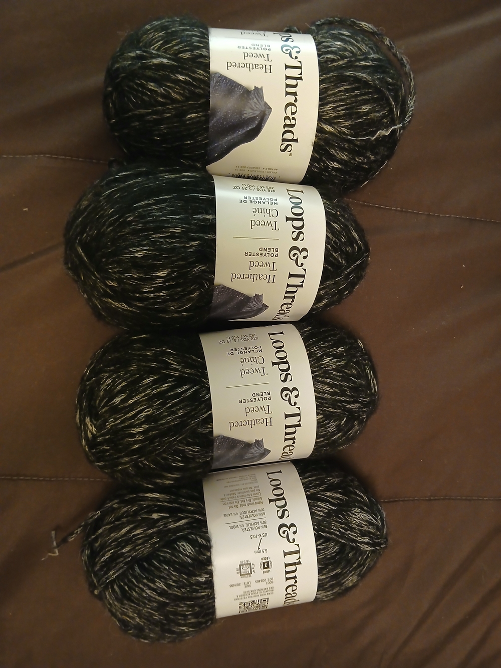 Loops & Threads Black Heathered Tweed Yarn - 4 Skeins